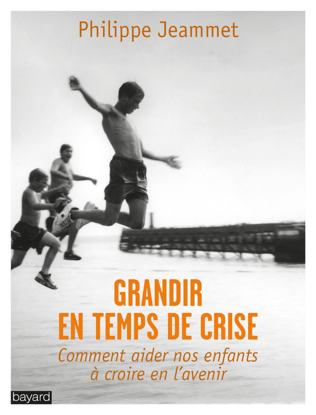 « GRANDIR EN TEMPS DE CRISE » cover