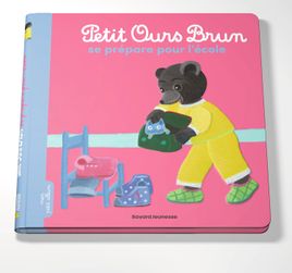 Couverture de Petit Ours Brun se prépare pour l'école
