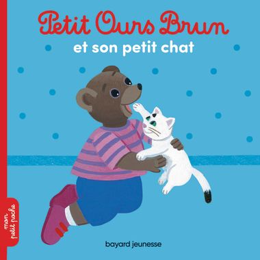 Couverture de « Petit Ours Brun s’amuse avec son chat »