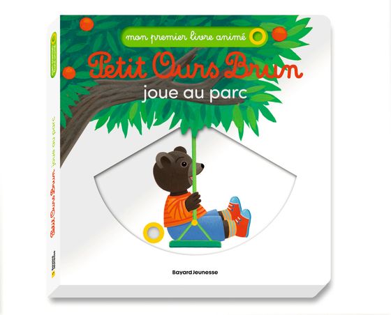 Couverture de Petit Ours Brun joue au parc - Mon premier livre animé