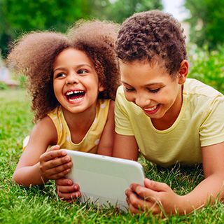 Des applis de jeux éducatifs et des dessins animés